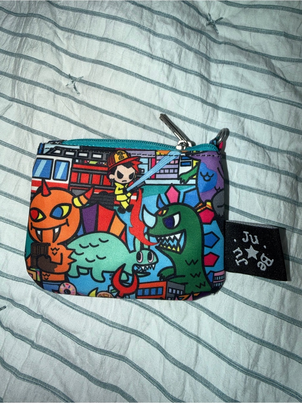 Ju-Ju-Be ⭐️Tokidoki Zip coin purse/Pouch in Teal and Multicolor - Picture 5 of 5